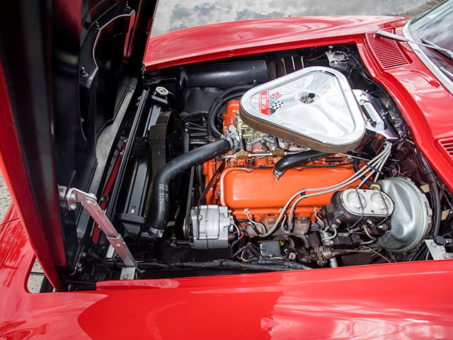 1967 L71 Corvette Convertible Red eng