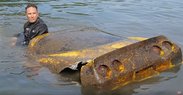 Submerged Corvette Recovered