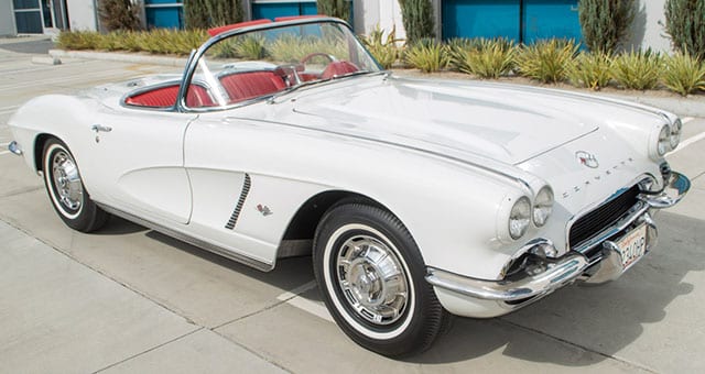 1962 White Corvette 340hp Exterior