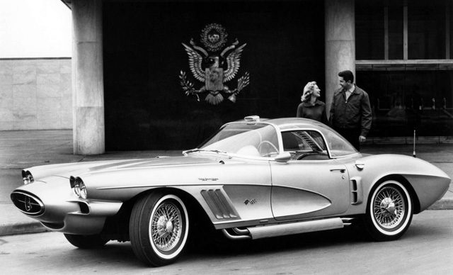 1958 Chevrolet_Corvette XP 700