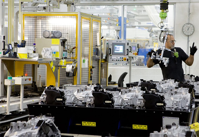 Chevy Ends Building Transmissions in Canada